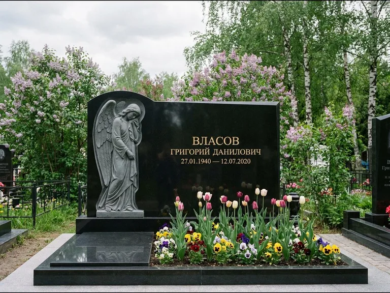 Памятник с барельефом — выполненная работа 3 в Иркутске