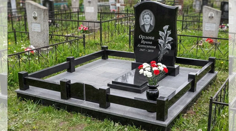 Памятник с гравировкой калл — выполненная работа «Орлова» в Иркутске