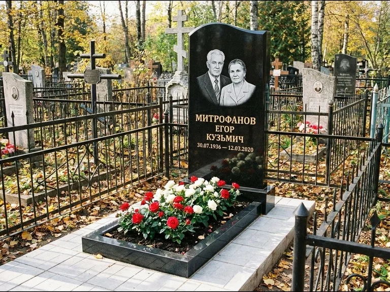 Гравировка портрета на чёрном граните — выполненная работа 17 в Иркутске
