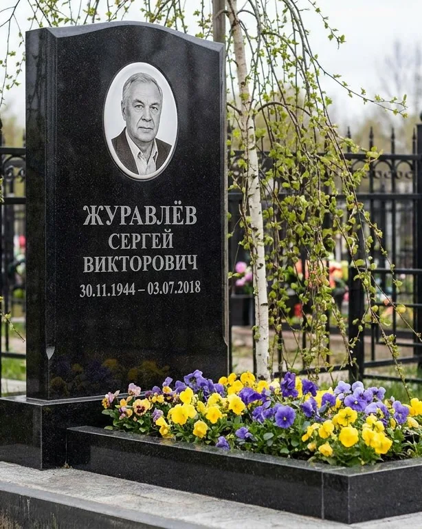 Вертикальный памятник под ключ с православным крестом в Иркутске